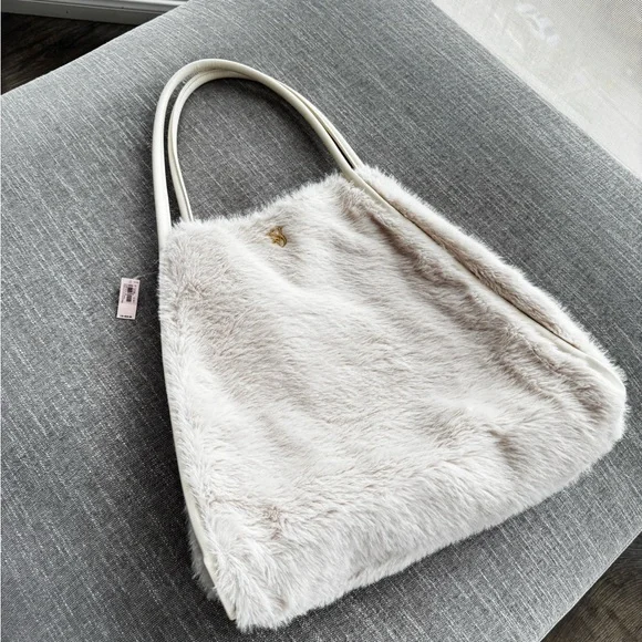 Victoria's Secret Cream Faux Fur Shoulder Bag - Picture 6 of 6